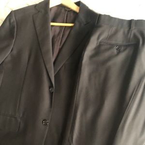 Men’s Suit Size 40R Custom Made.